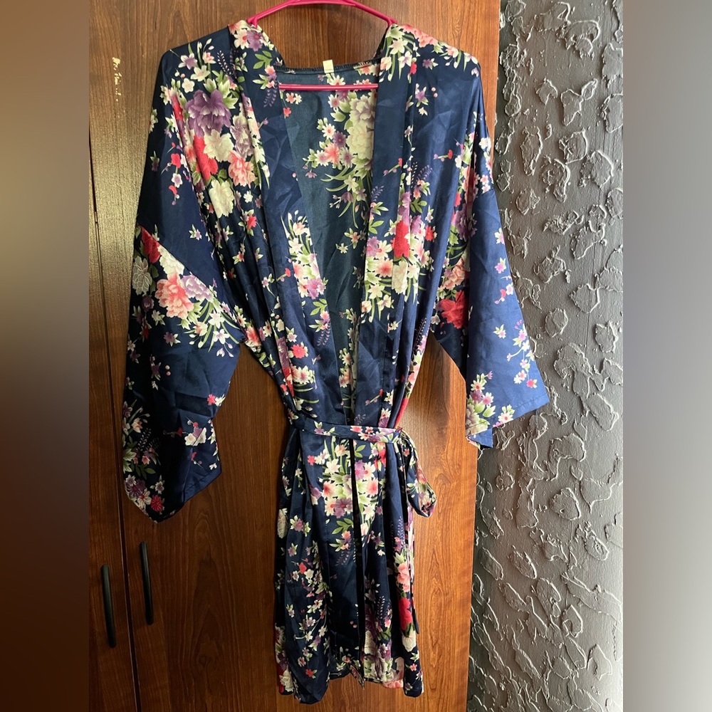 Silky Floral Kimono Robe – Navy w/ Pink & Purple Blossoms